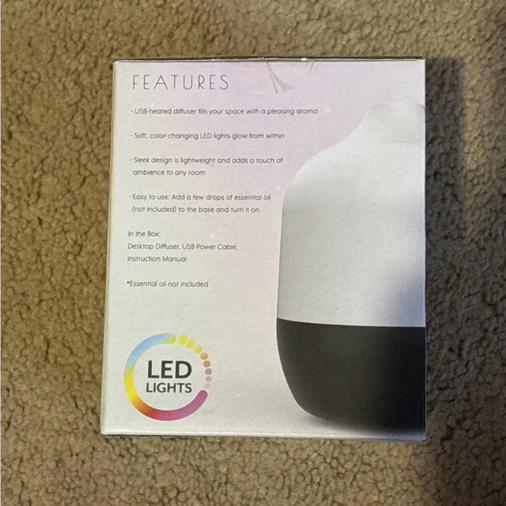 Compact Desktop Diffuser Aromatherapy Color-Changing LED Lights USB Powdered - Picture 3 of 3